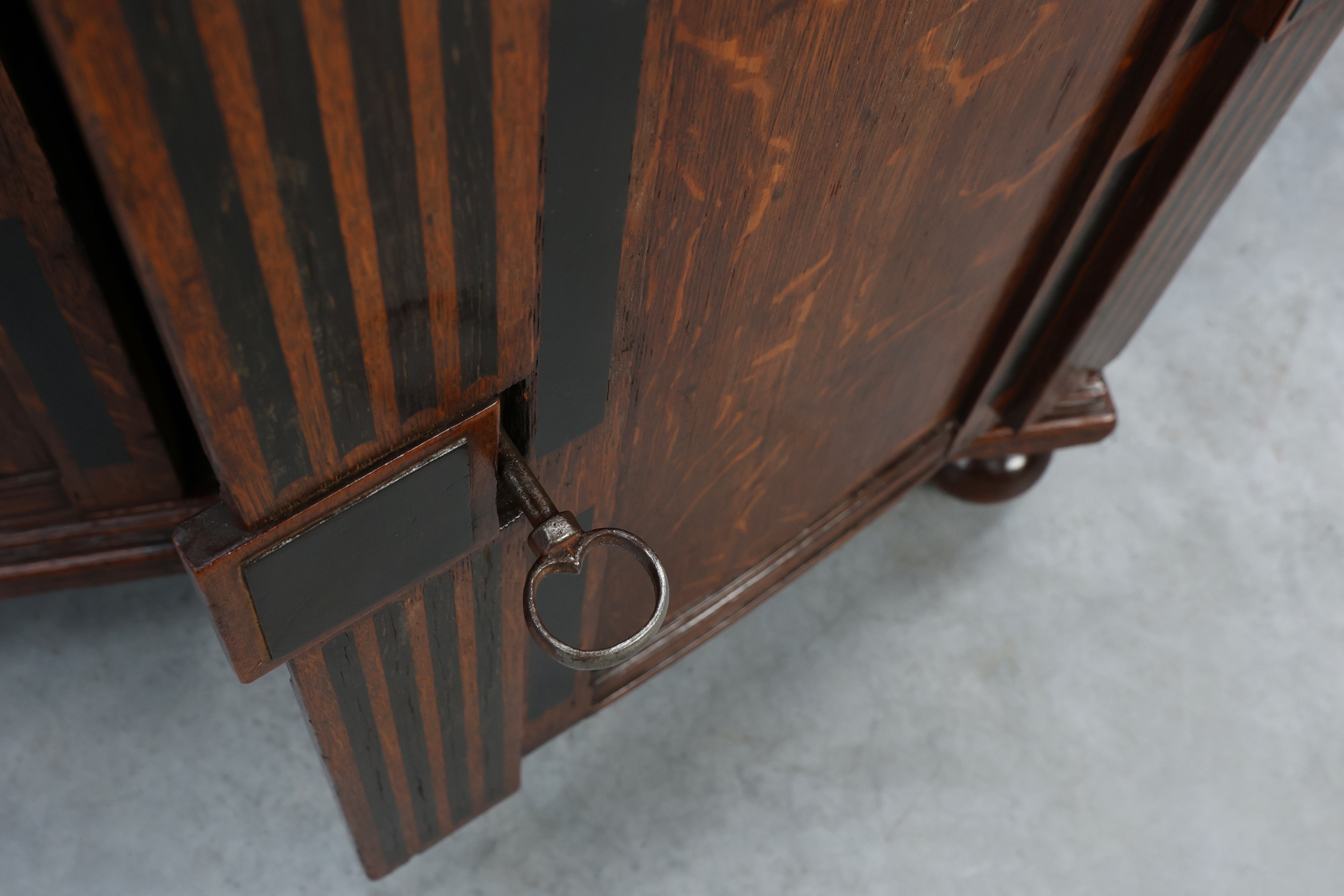 17th Century Small Renaissance oak cabinet, The Netherlandsthumbnail